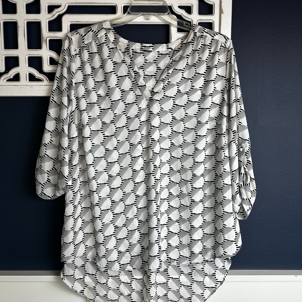 Geometric Black and White Women's Top 2X